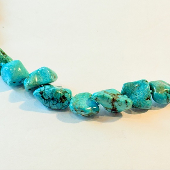 🆕 Faux Chunky Turquoise Nugget Necklace w/ Heart Toggle Clasp – Bold & Beautiful - Picture 13 of 16